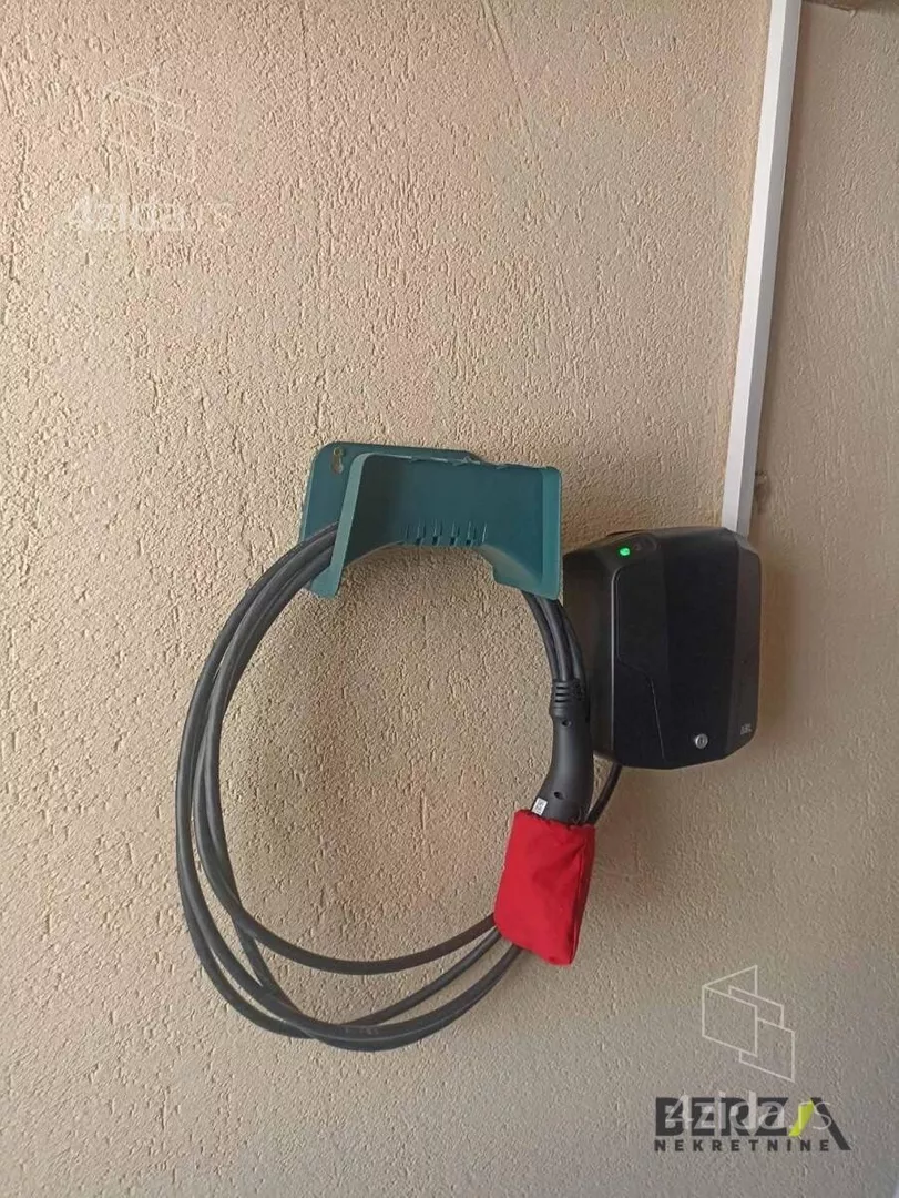 Garaža | 4zida