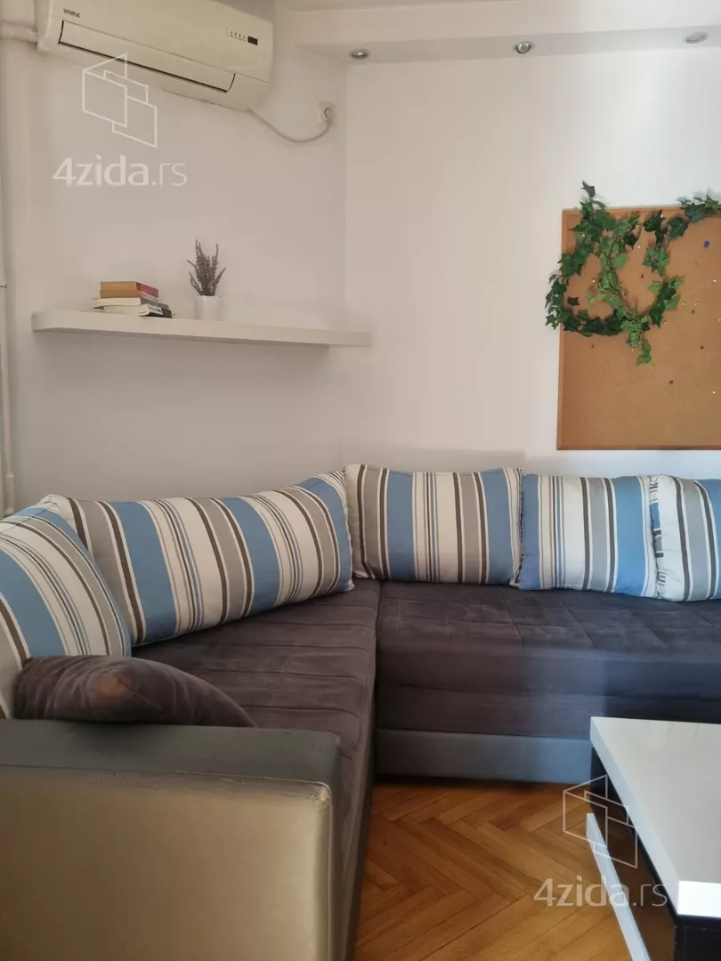 Garsonjera | 4zida