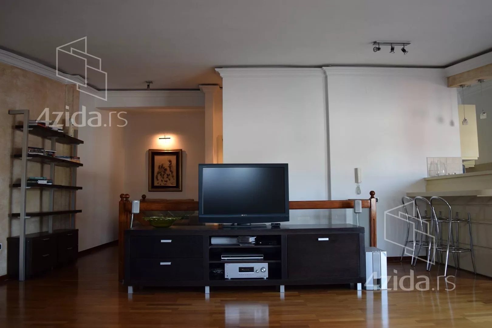 Troiposoban stan | 4zida