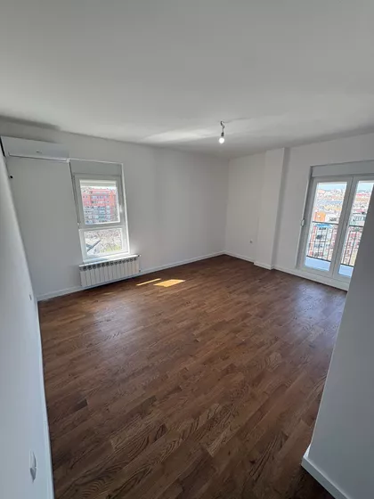 Milovana Gušića 93 | 4zida.rs