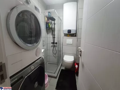 Prvomajska | 4zida.rs