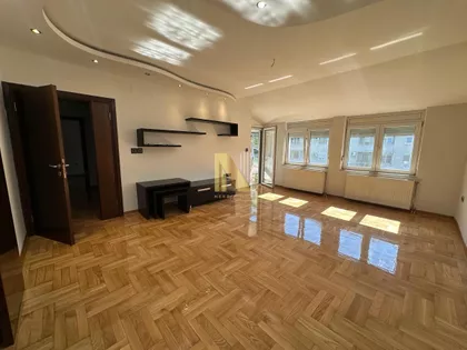 Banatić | 4zida.rs