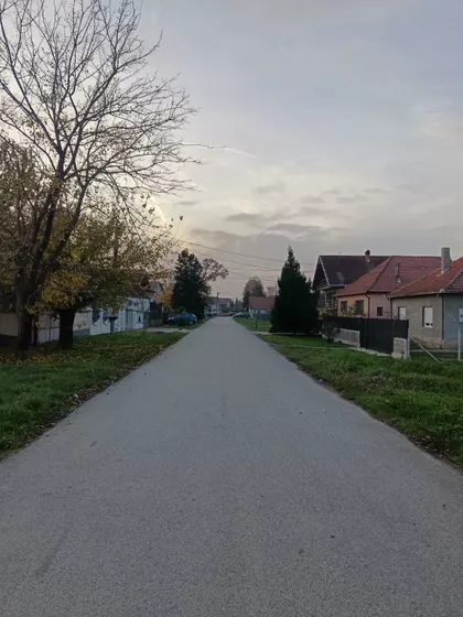 Čmelikovo Naselje | 4zida.rs