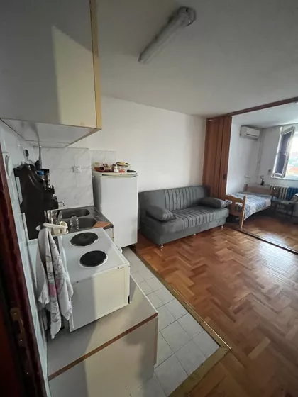 Vizantijski Bulevar 98 | 4zida.rs