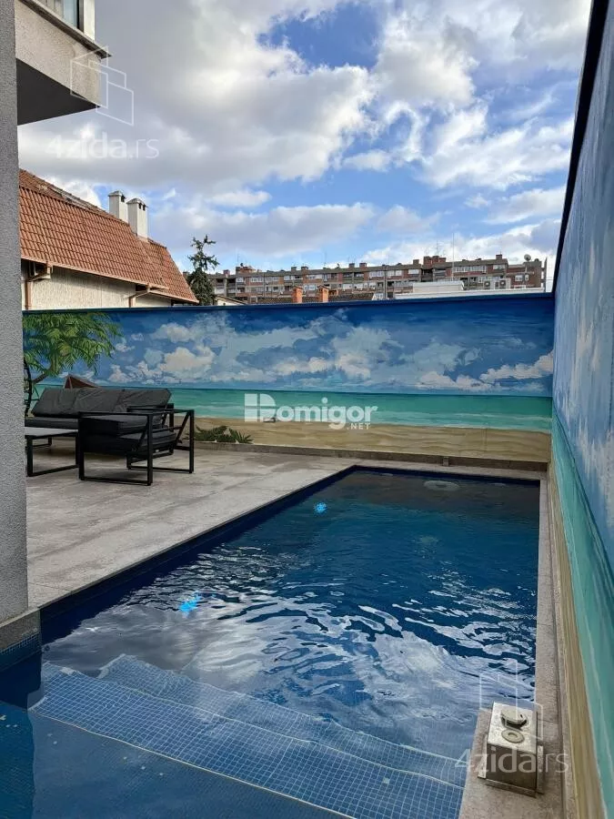 Četvoroiposoban stan | 4zida