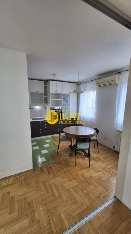 Vojvode Vlahovića | 4zida.rs