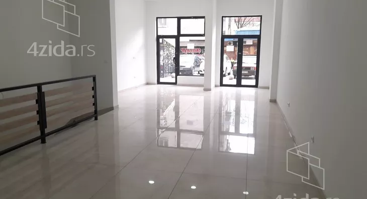 Lokal | 4zida