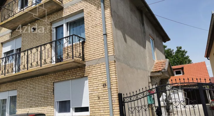 5-etažna kuća | 4zida