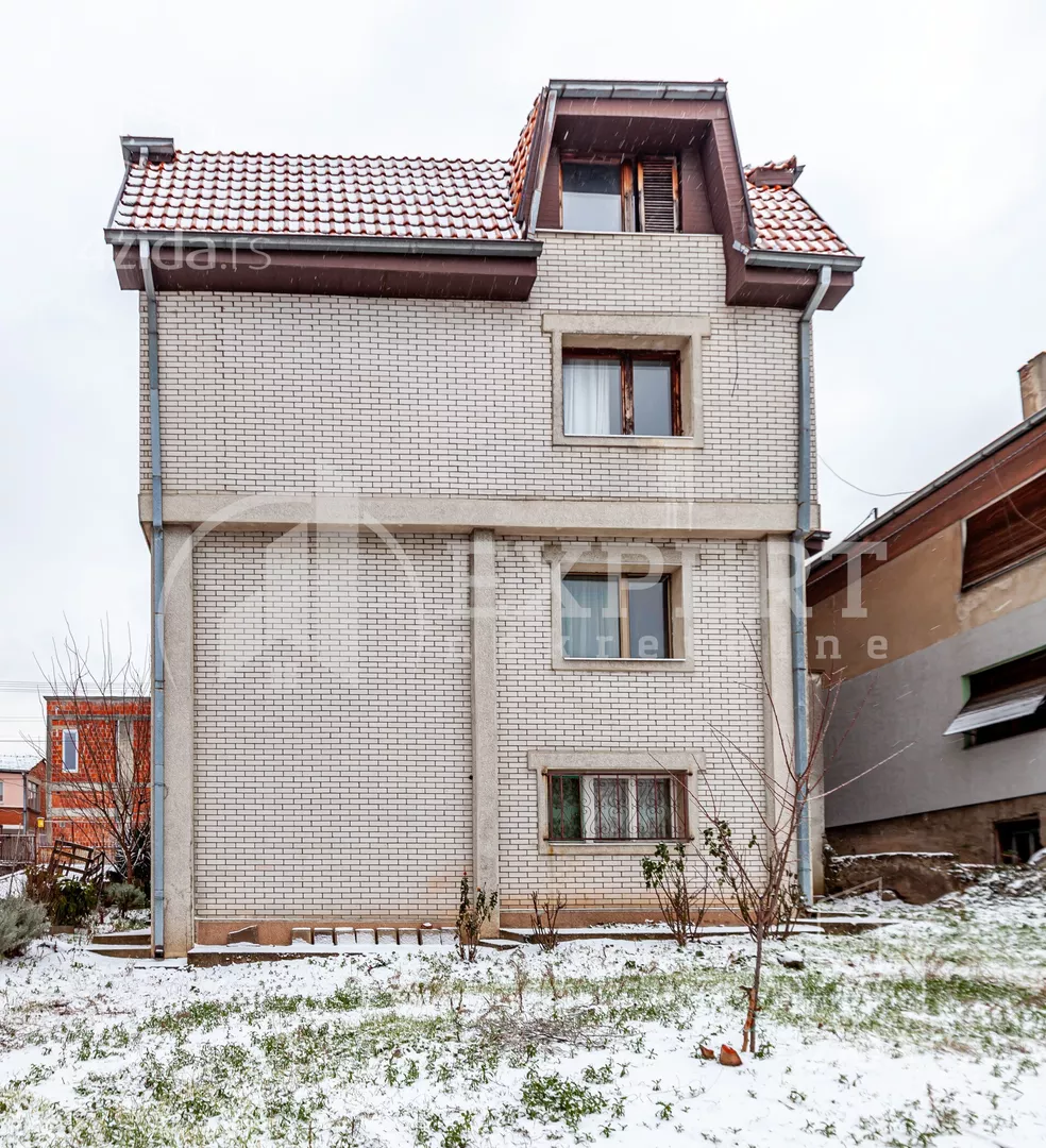 2-etažna kuća | 4zida