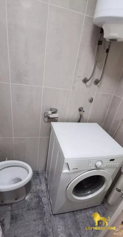 DOŽA ĐERĐA | 4zida.rs