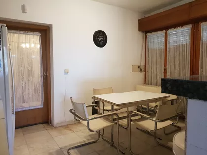 Porodice Marinković | 4zida.rs
