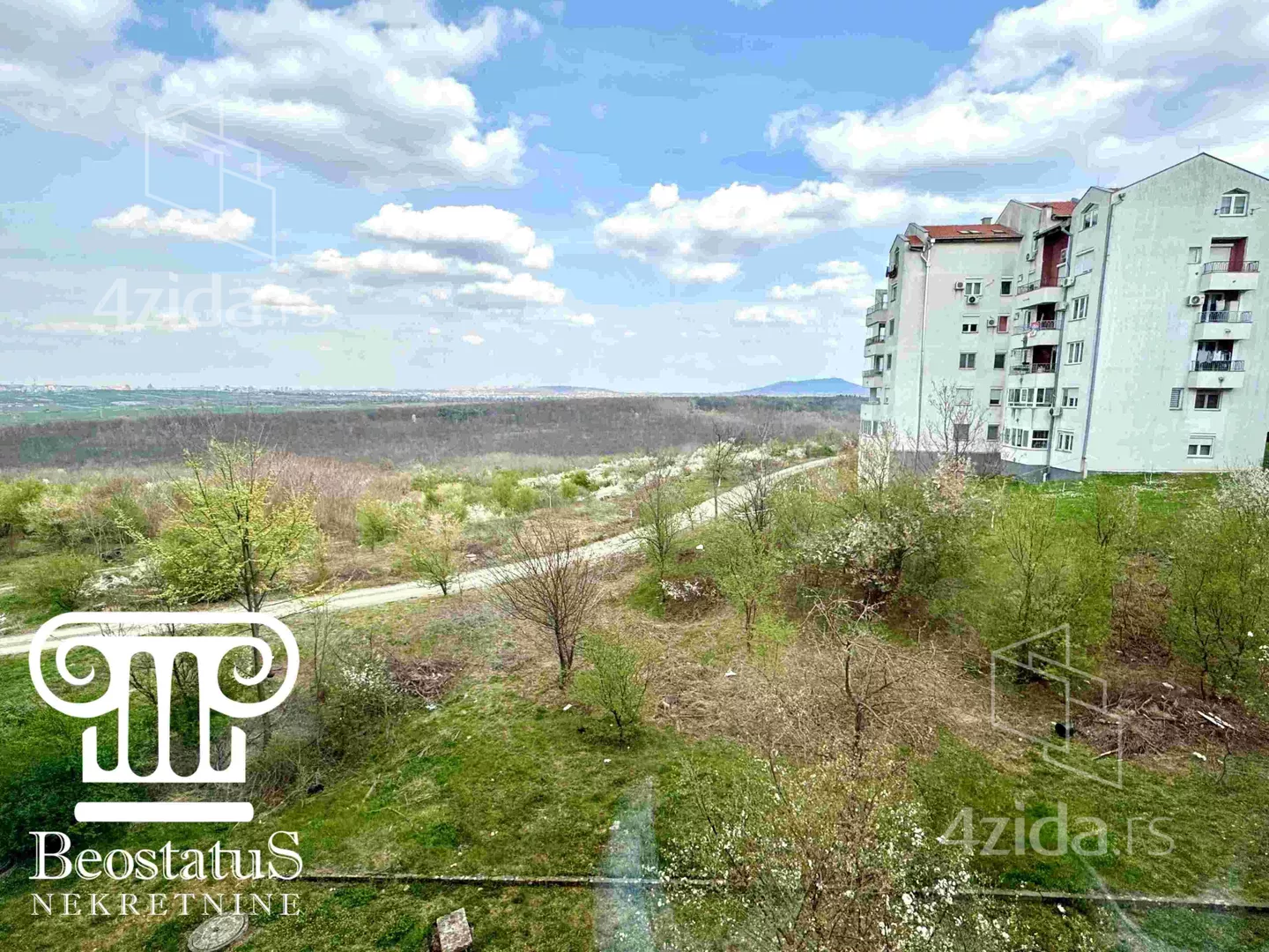 Petosoban stan | 4zida
