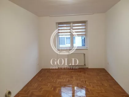 Valentina Vodnika | 4zida.rs