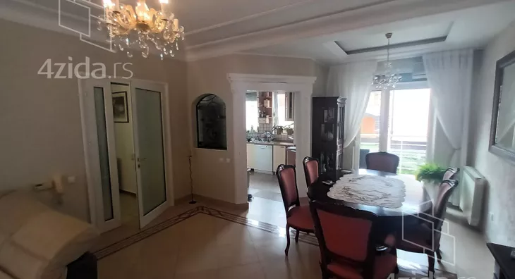 4-etažna kuća | 4zida