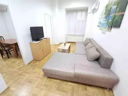 Dečanska | 4zida.rs