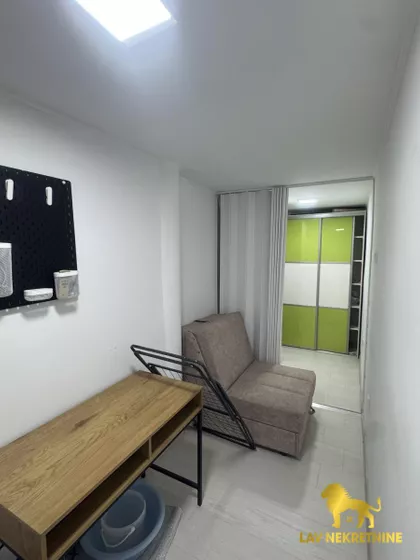 MAKSIMA GORKOG | 4zida.rs