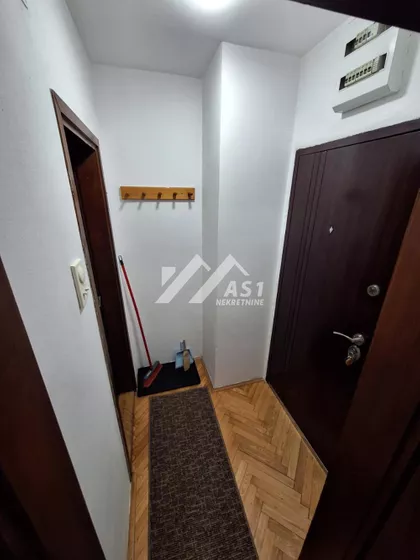 Braće Ribnikar | 4zida.rs