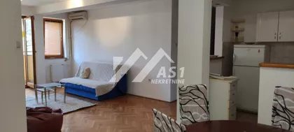 Petra Drapšina | 4zida.rs