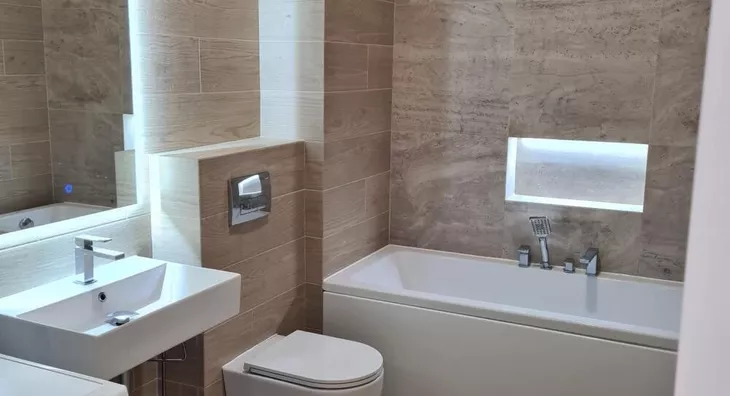 Šestosoban stan | 4zida