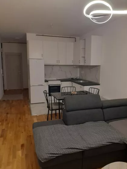 Karađorđeva | 4zida.rs