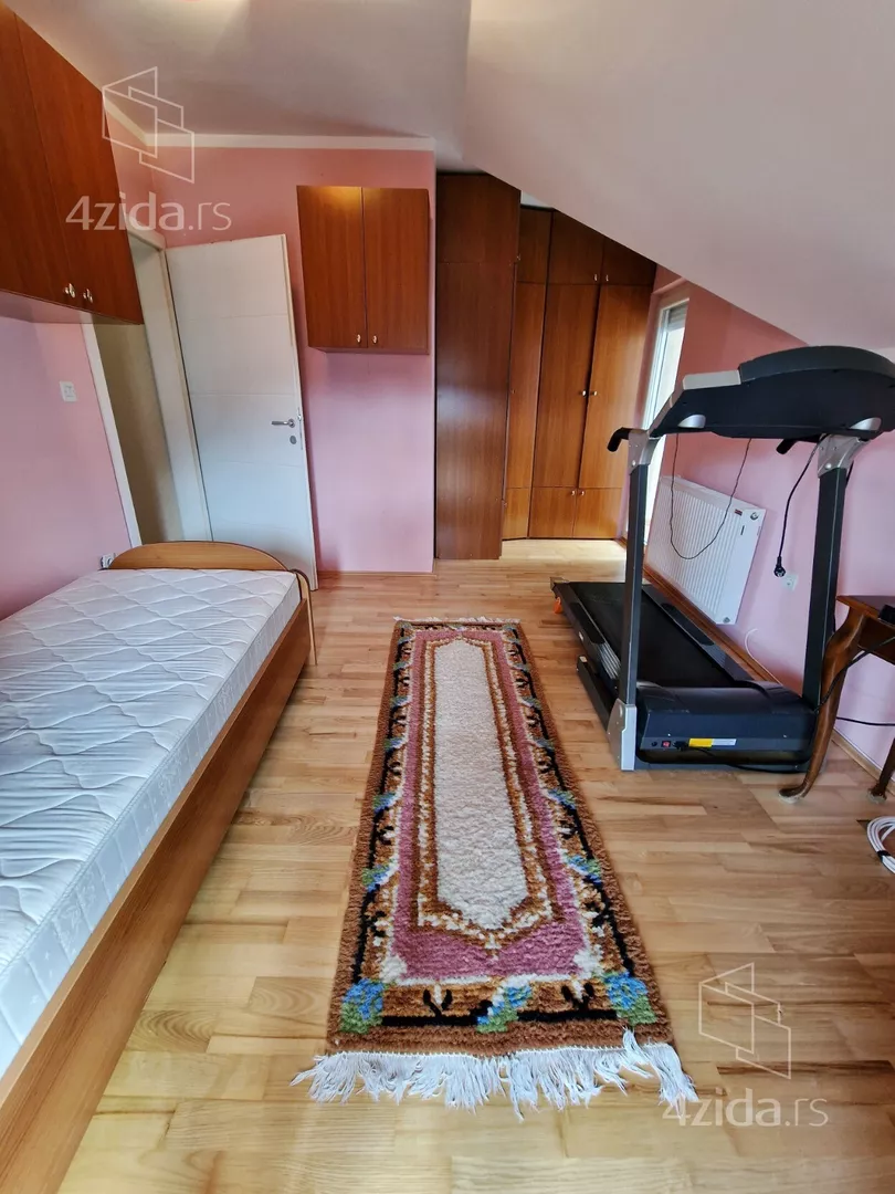 3-etažna kuća | 4zida