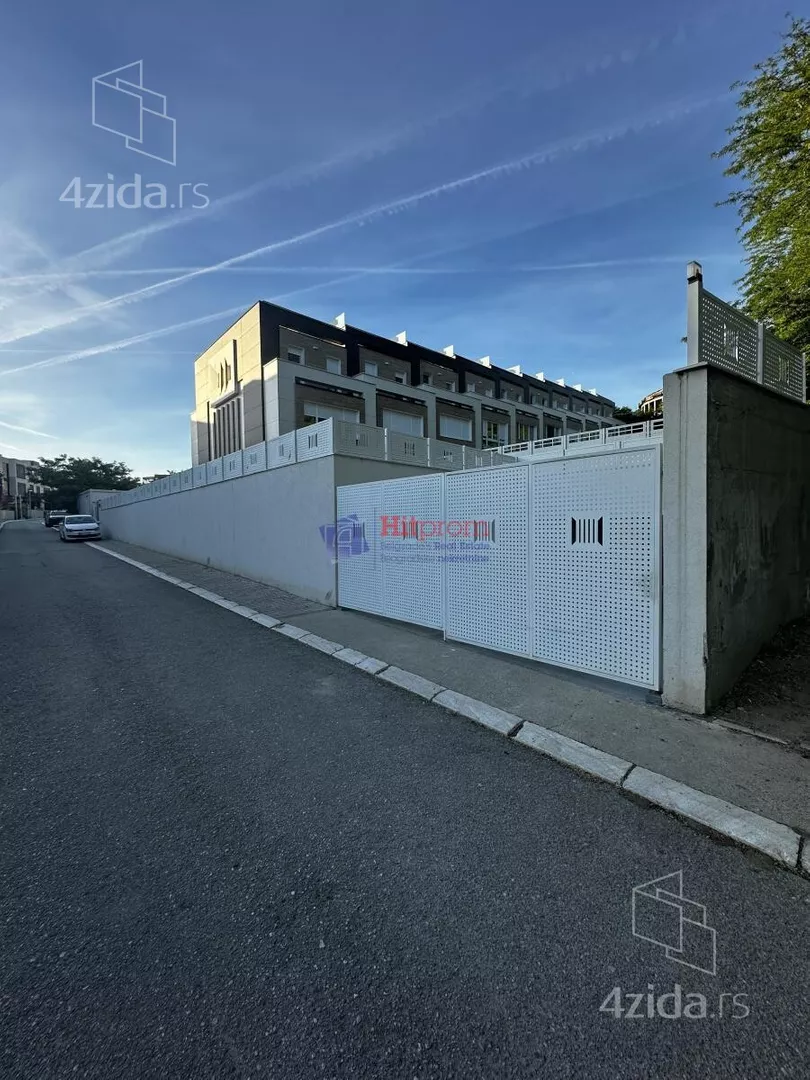 Kuća | 4zida