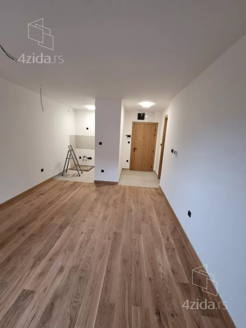Garsonjera | 4zida