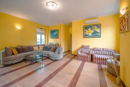 Maršala Birjuzova | 4zida.rs