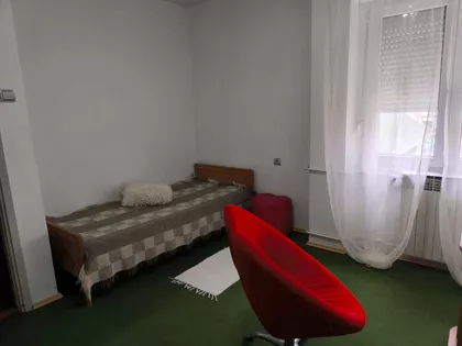 Čair | 4zida.rs