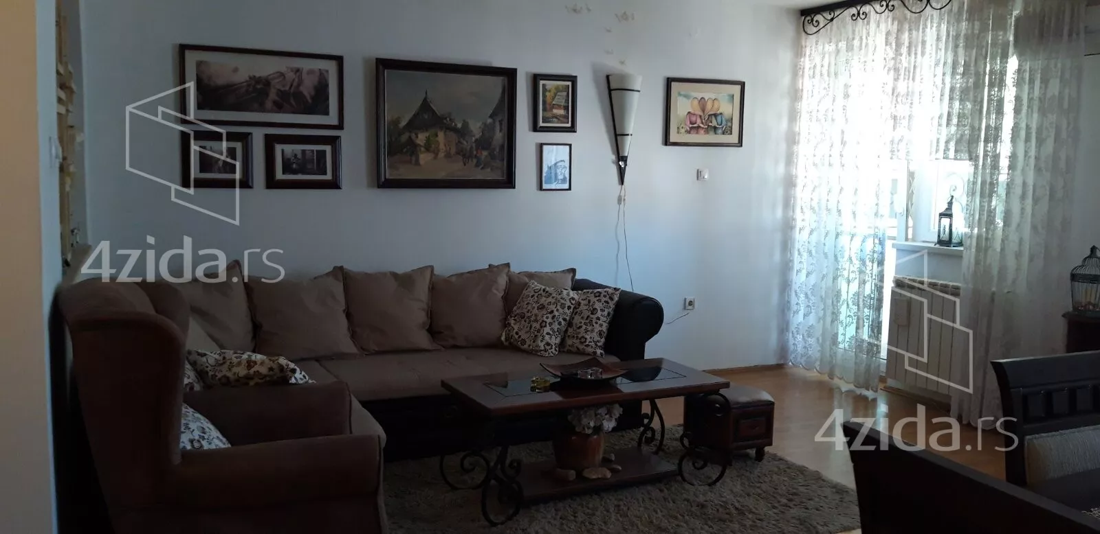 Jednoiposoban stan | 4zida