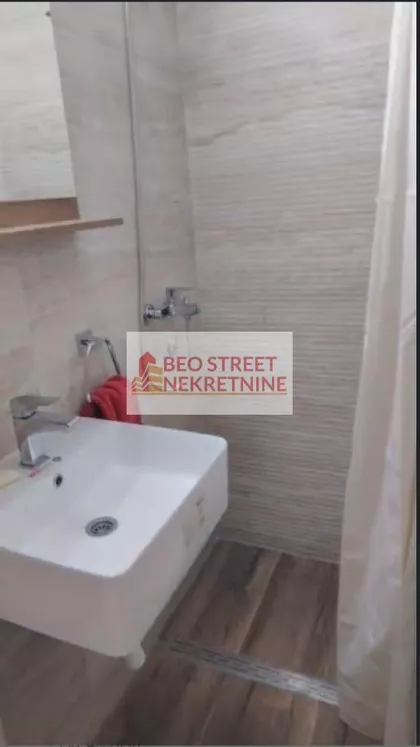 bulevar Arsenija Čarnojevića | 4zida.rs