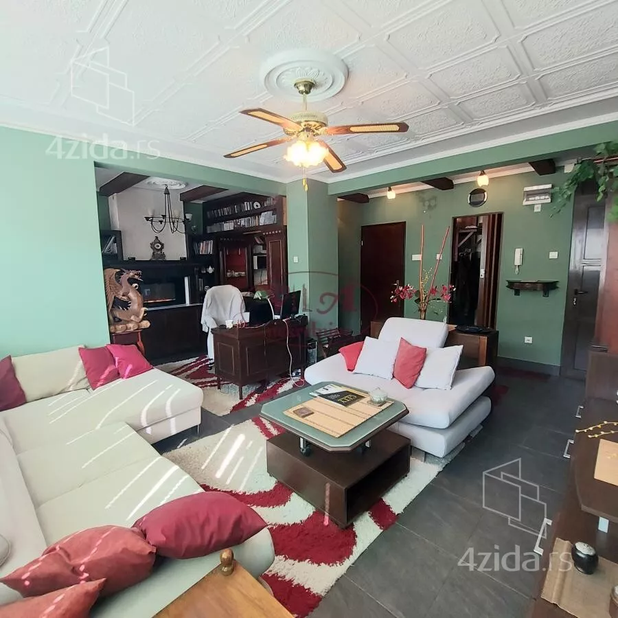 Dvoiposoban stan | 4zida