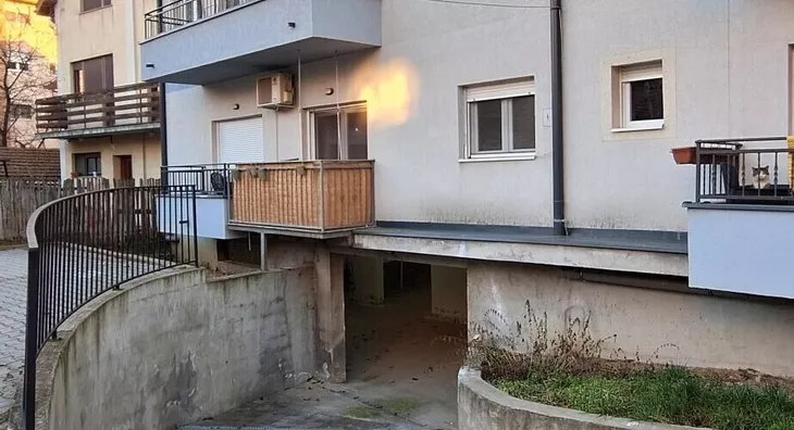 Garaža | 4zida