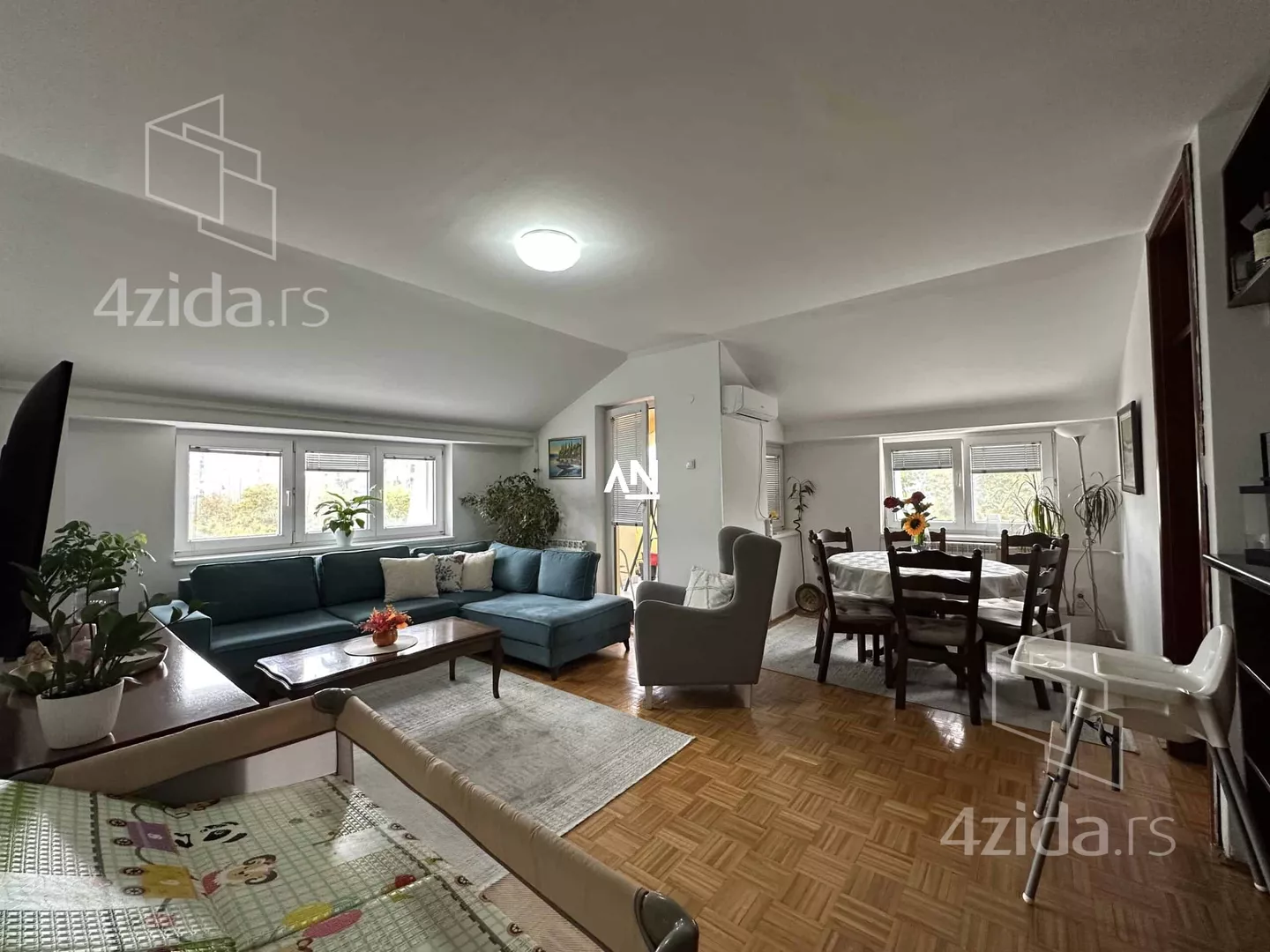 Četvorosoban stan | 4zida