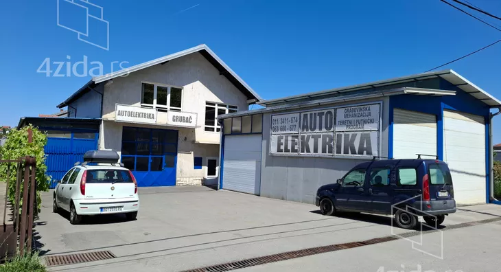 Lokal | 4zida
