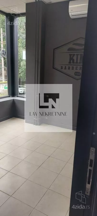 Lokal | 4zida