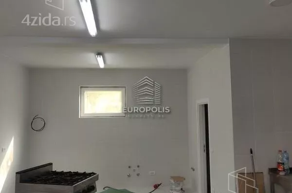 Lokal | 4zida