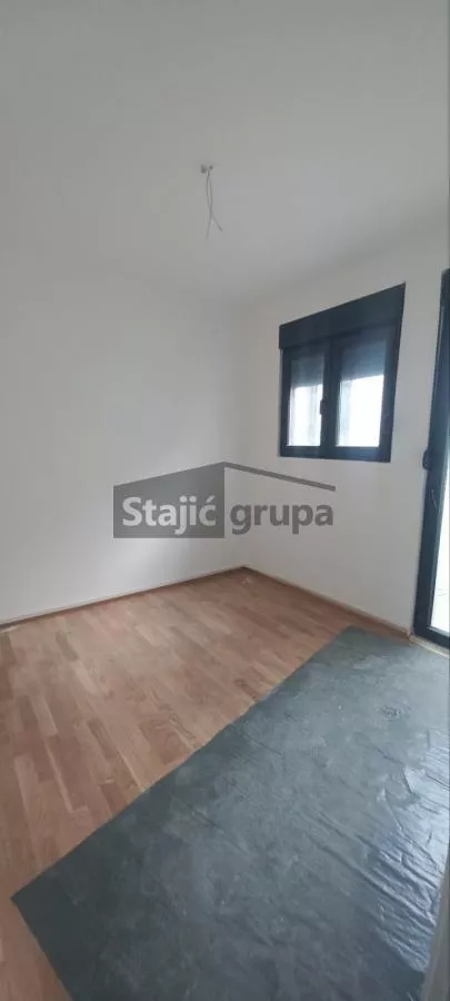 Trg mučenika | 4zida.rs