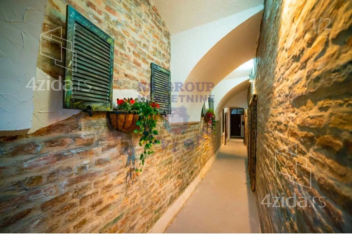 Šestosoban stan | 4zida