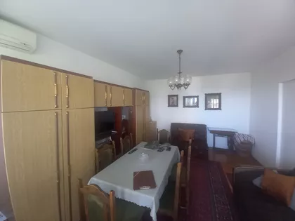 Prvomajska | 4zida.rs