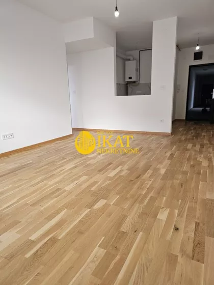 Karađorđeva | 4zida.rs