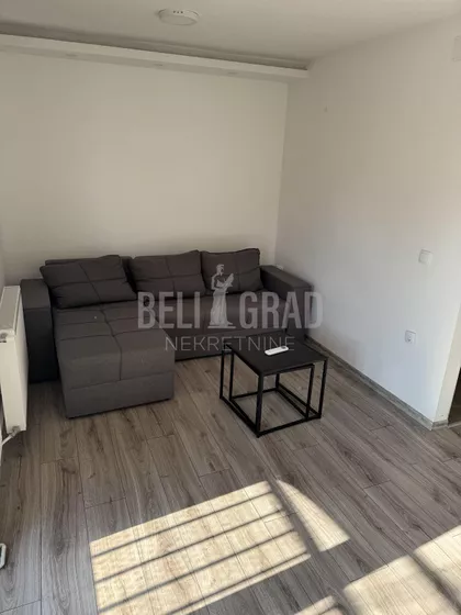 Vojvode Vlahovića | 4zida.rs