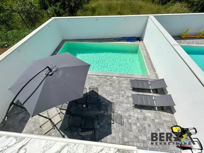 Sremska Kamenica | 4zida.rs