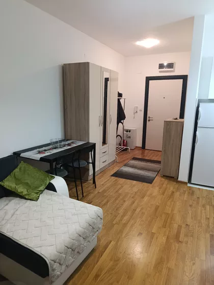 Dvadesetprve Divizije | 4zida.rs