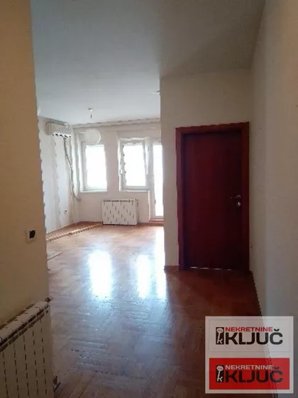 Bulevar Oslobođenja | 4zida.rs