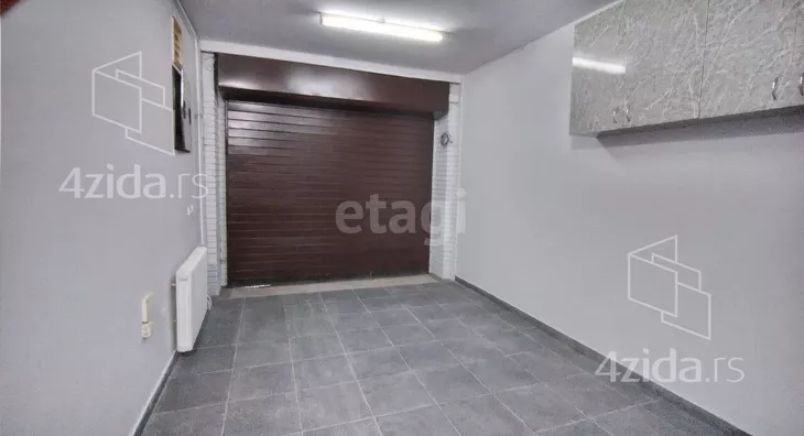 Šestosoban stan | 4zida