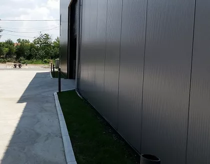 INDUSTIJSKA ZONA | 4zida.rs