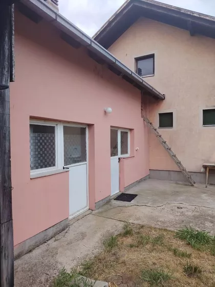 Batajnica | 4zida.rs