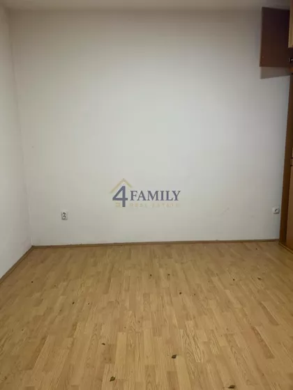 Prvomajska | 4zida.rs