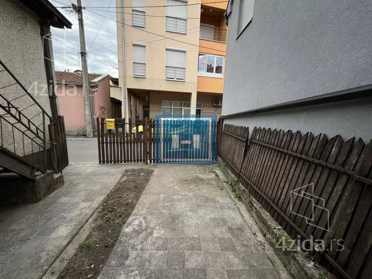Kuća | 4zida
